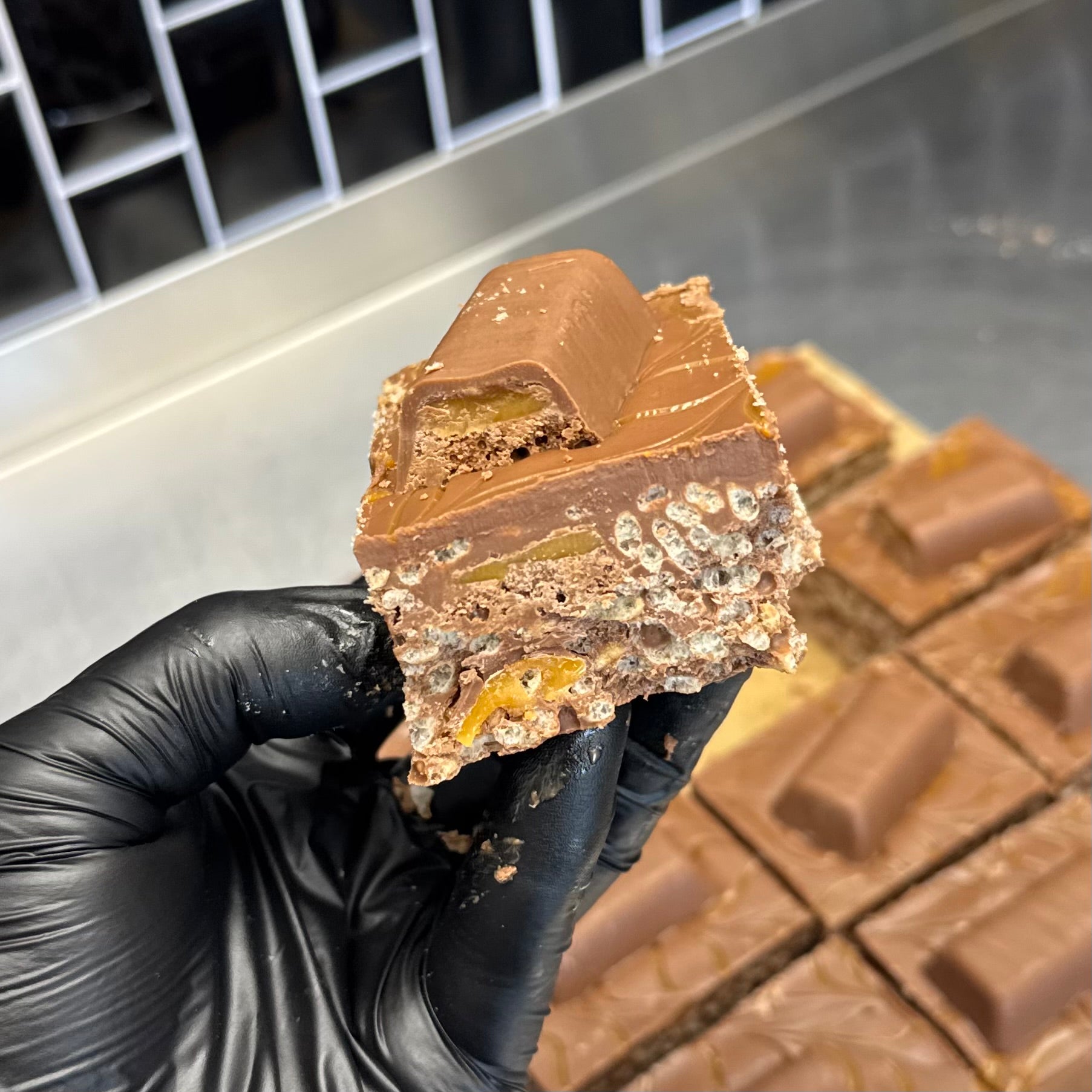 Wispa Gold Crispy Cake Recipe
