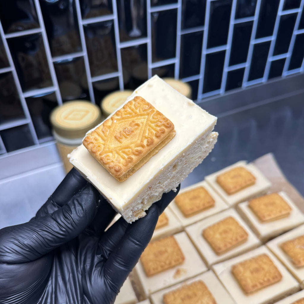 Custard Cream Crispy Cake Recipe