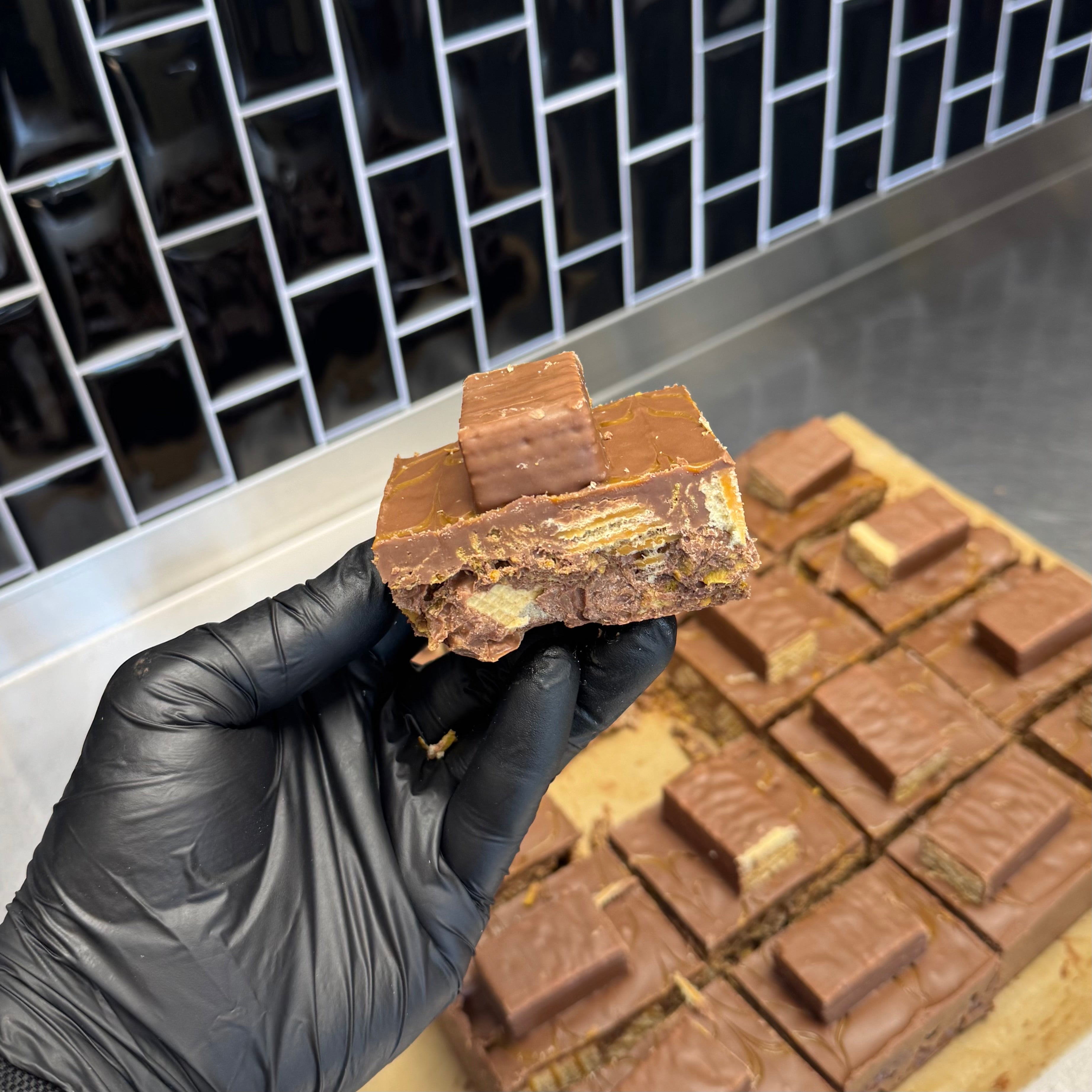 Tunnocks Caramel Wafer Cornflake Cake Recipe