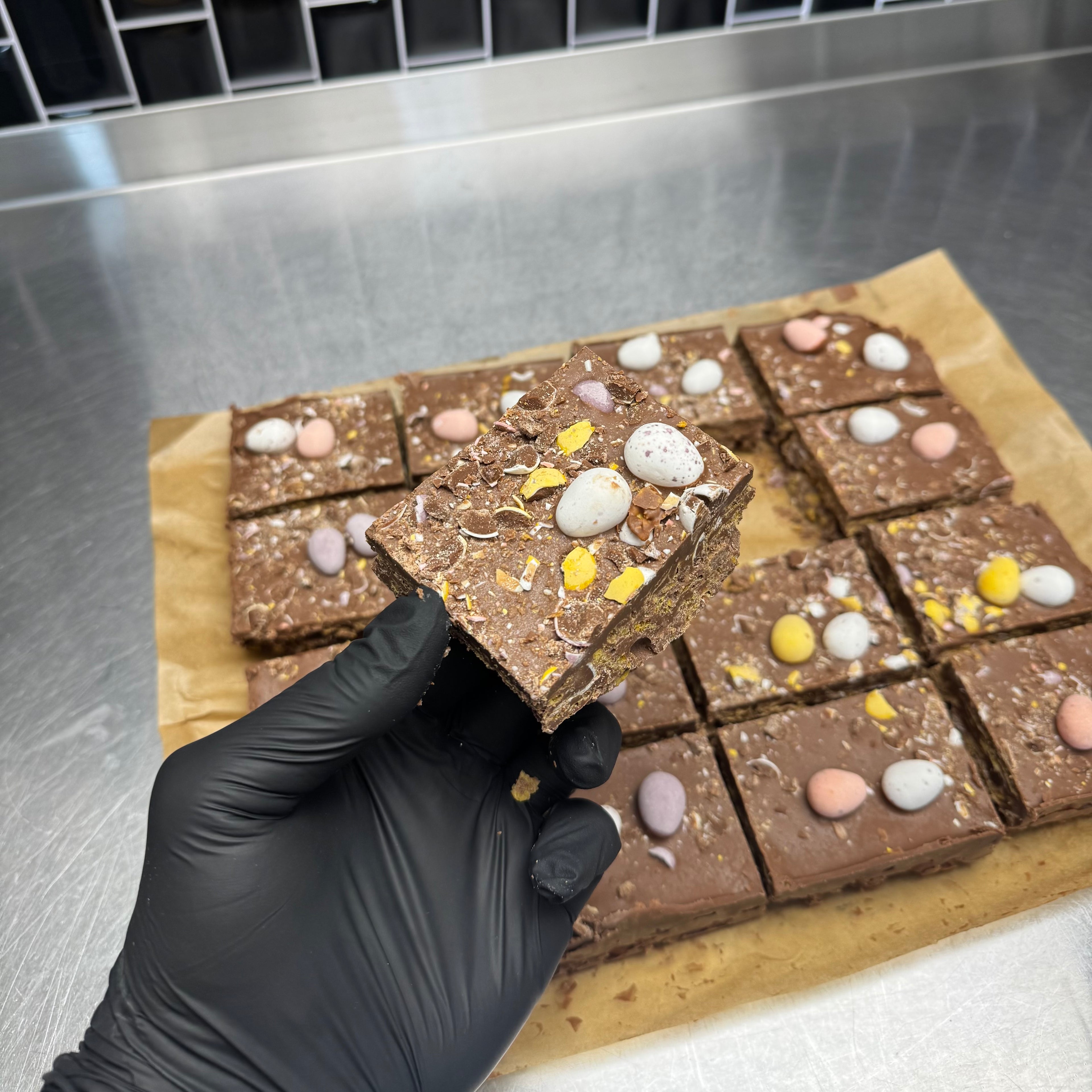 Mini Egg Cornflake Cake Recipe