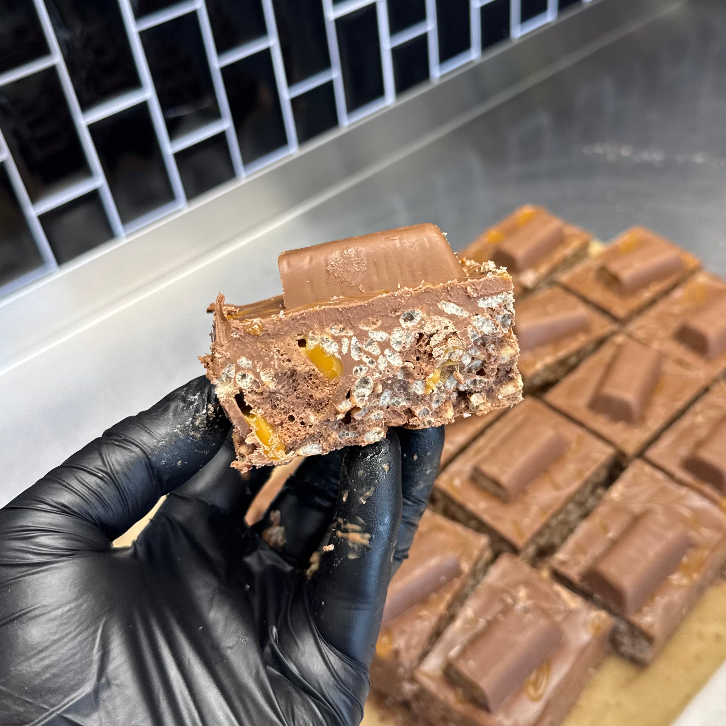 Wispa Gold Crispy Cake Recipe
