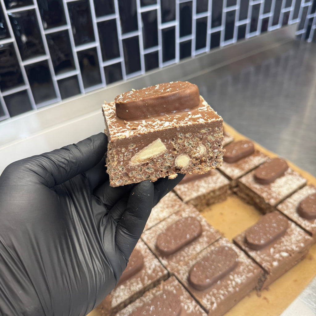 Bounty Crispy Cake Recipe